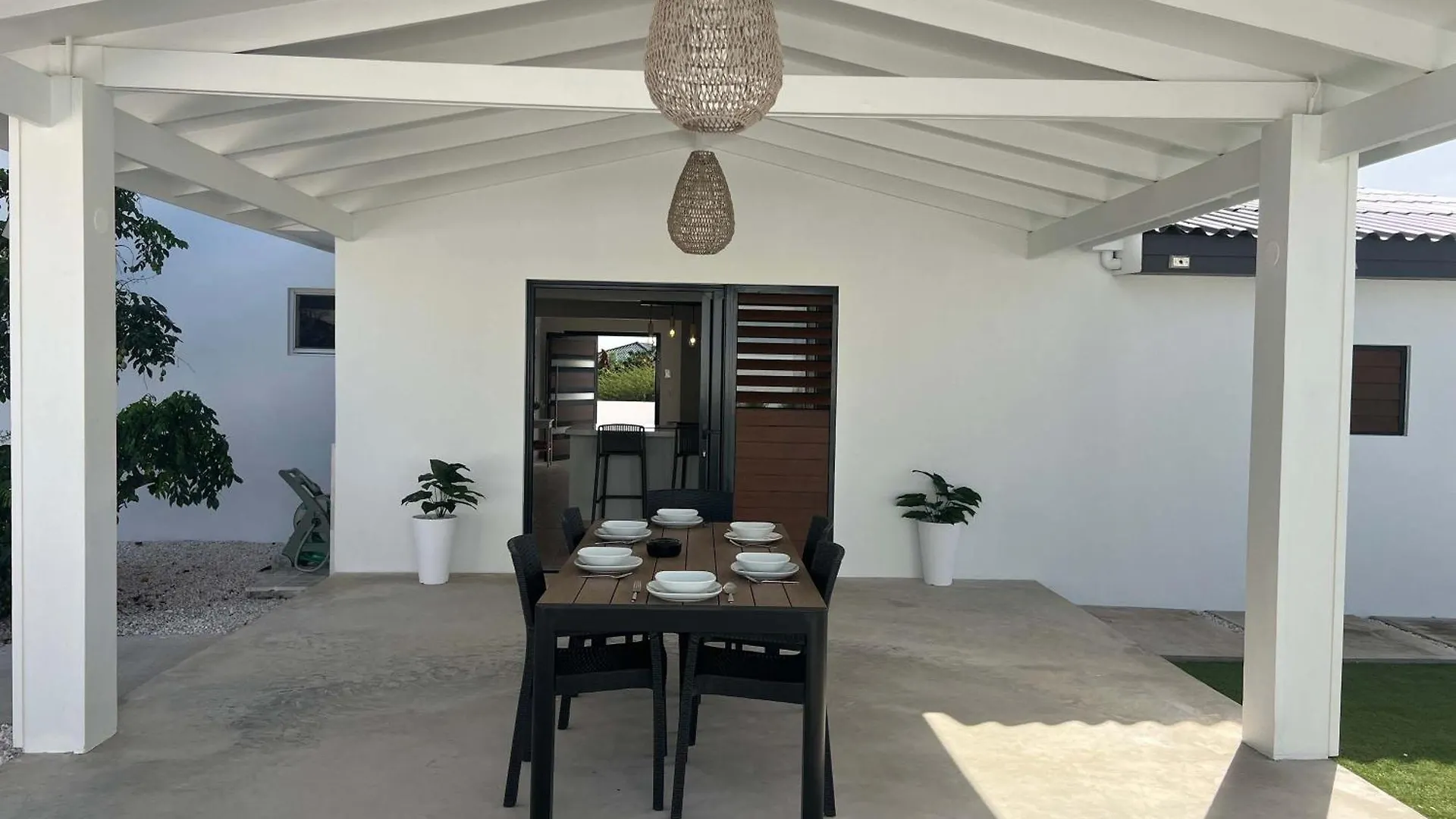 3 Bedroom Cozy Villa Close To Jan Thiel Beach